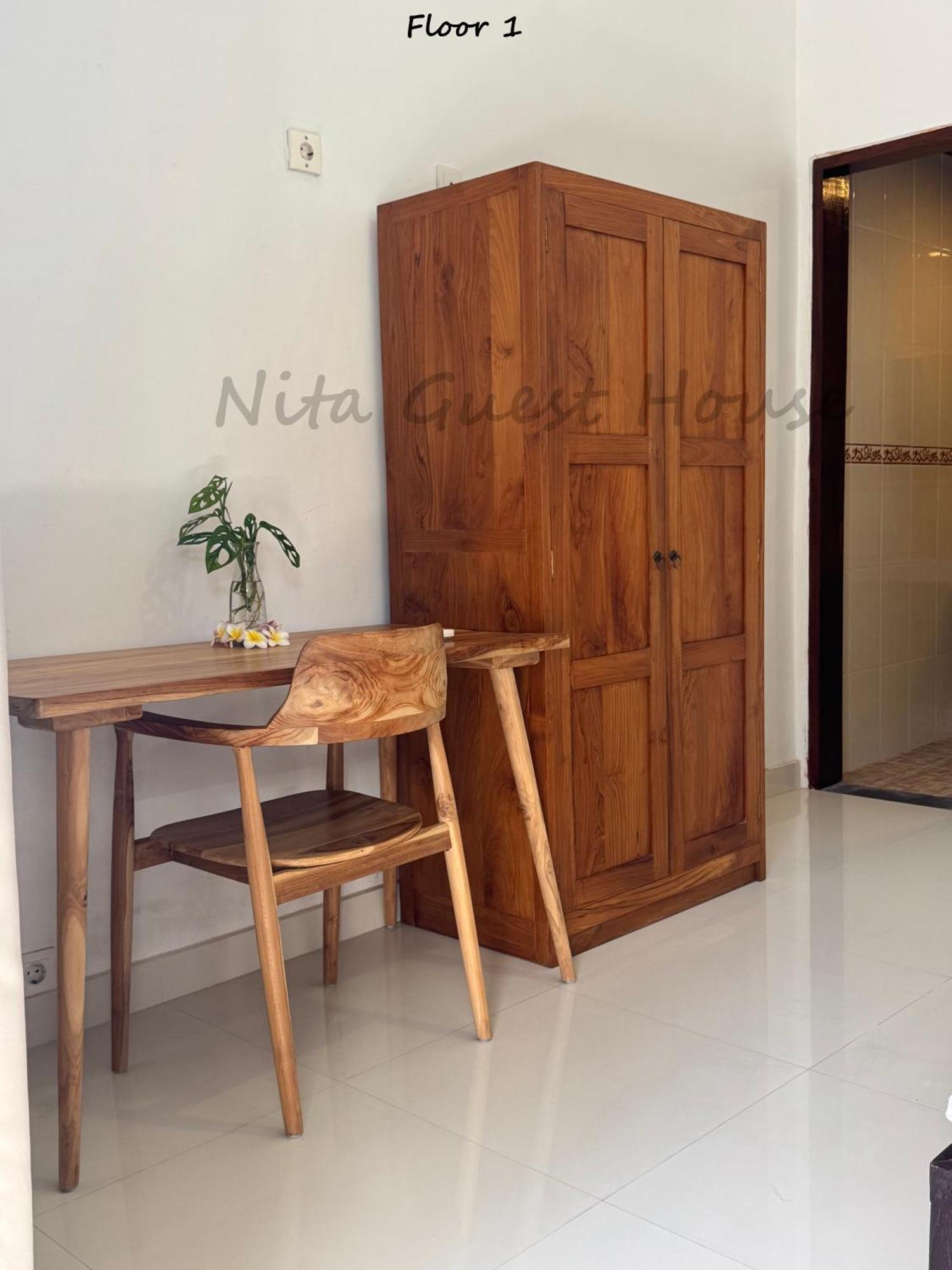 Nita Guest House Bali Canggu  Exterior photo